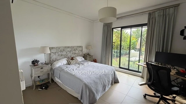 FOR SALE – Azuri Residence – Roches Noires, Mauritius