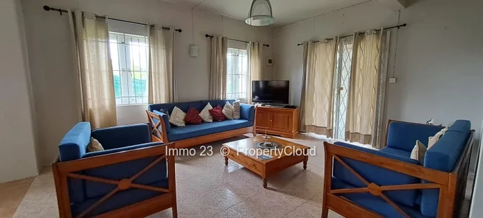 Maison / Villa - 5 chambres - Moka - Ref. MA85404LO