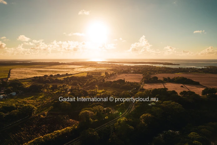 Écho des Champs: 3 bedroom apartment | Golf, beach, breathtaking view | Anahita Beau Champ