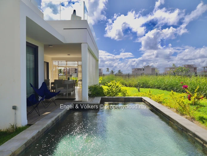 Stunning 3-Bedroom Stand-Alone Villa with Ocean Views in a Smart City