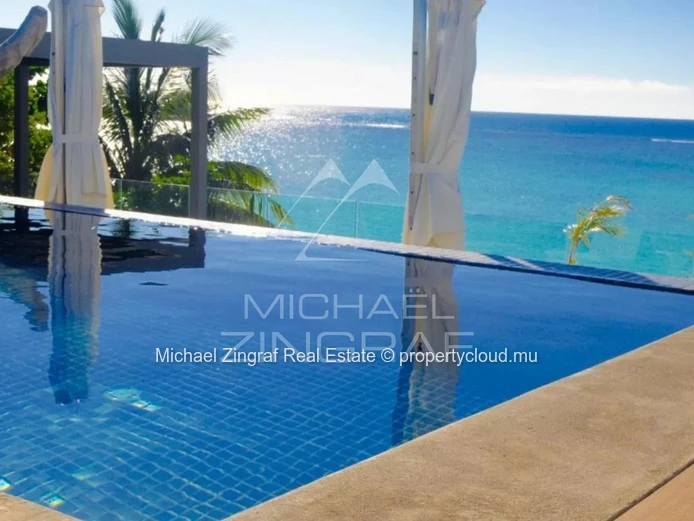Elegant 2-Bedroom Beachfront Apartment in Pereybere