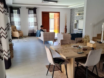 4 Bedroom Villa