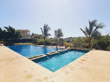 3 Bedroom Townhouse, Duplex
