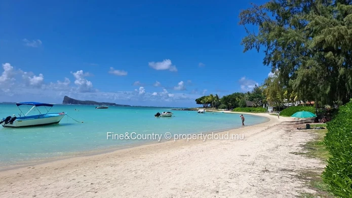 Beachside living - apartment rental