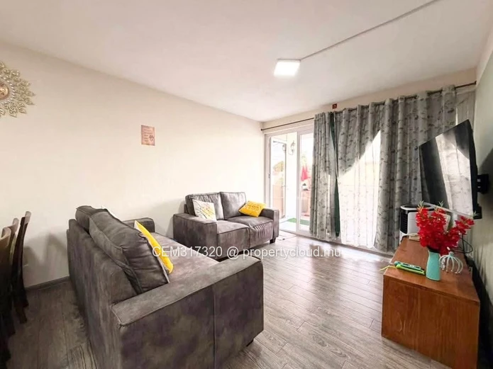 3 Bedrooms Furnished Apartment for Sale – La Louise, Quatre-Bornes 