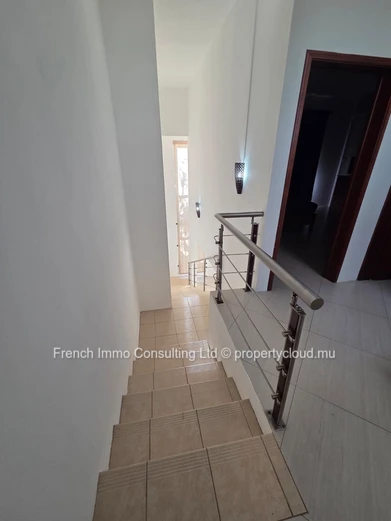 Maison 2 chambres avec jardin a mon Choisy
