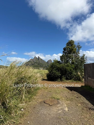 AGRICULTURAL LAND FOR SALE – Vacoas La Caverne