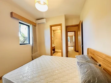 4 Bedroom Apartment