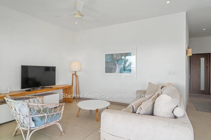 Penthouse for Rent - 2 Bedrooms, Beachfront, Trou aux Biches, North