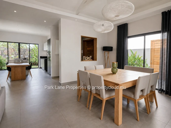 Exceptional Luxury Villa – Elegance, Sophistication & Refined Living