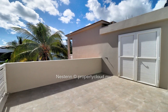 Renovated villa of 3 bedrooms close to the beach
