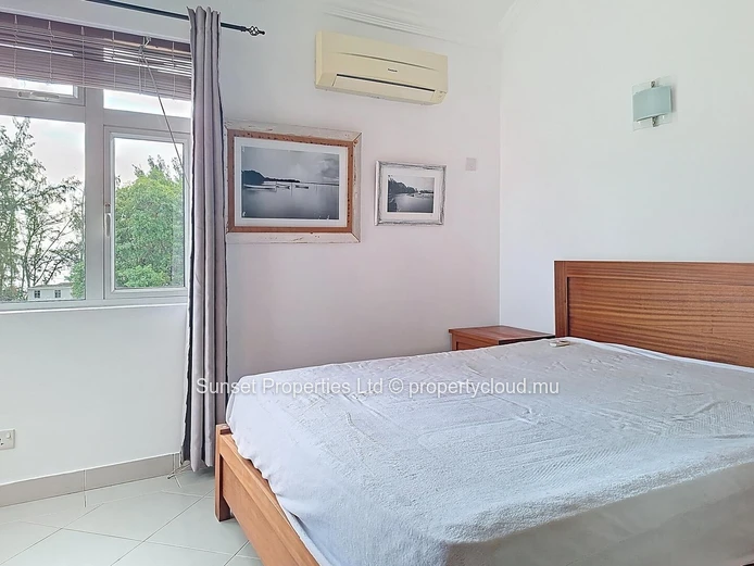 Penthouse | 3 bedrooms | 1 min from the beach