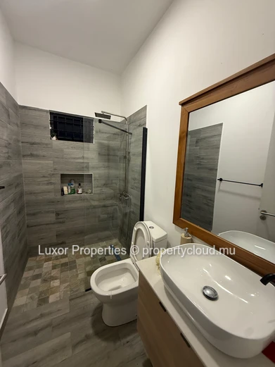VILLA À LOUER – MORCELLEMENT ANNA, FLIC EN FLAC Par Luxor Properties Ltd