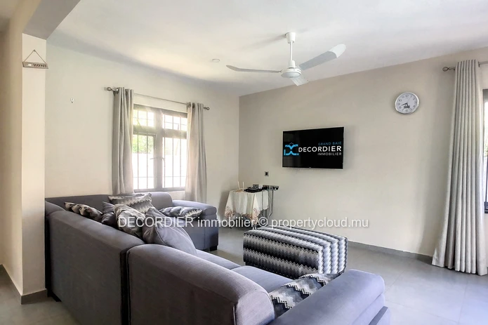 Modern house located 5 minutes from the beach