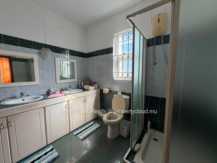 Maison à Vendre – La Caverne, Vacoas