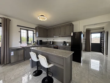 4 Bedroom Villa