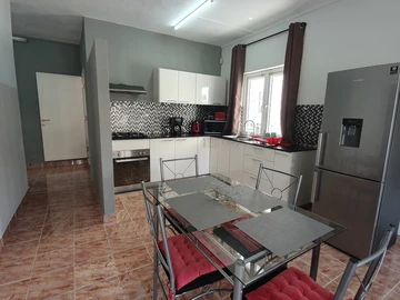 Appartement de 12 Chambres