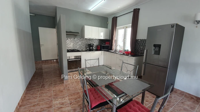 Petit complexe avec une bonne opportunité d'investissement. (Mandat exclusif)