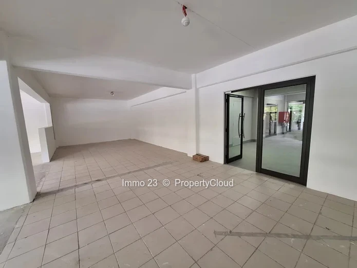 Office - 99m2 - Rivi00e8re Noire - Ref. BU89766LO