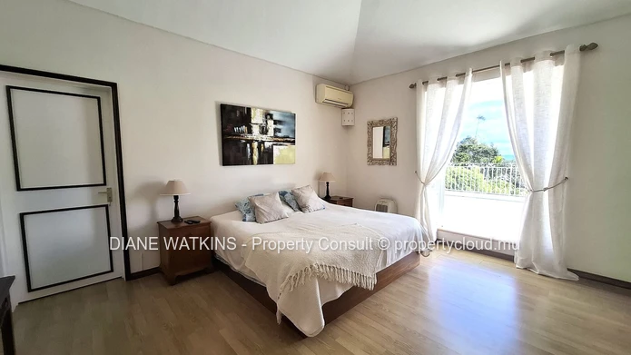 Large Family House for sale in Floréal 