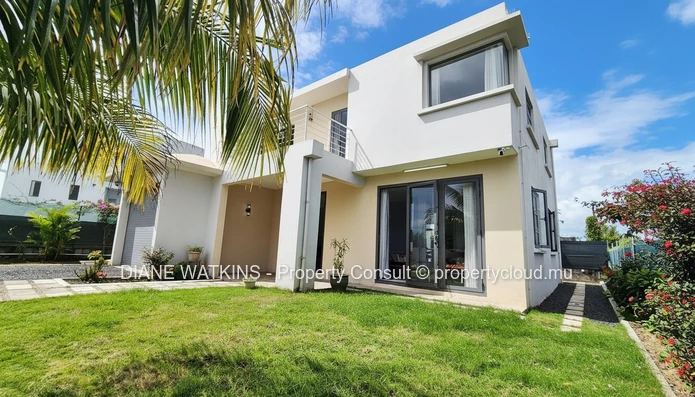 Modern Family Home in a Quiet Residential Neighbourhood – 4 Bedrooms