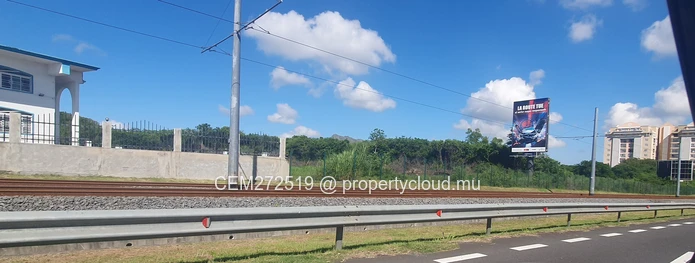 Commercial Land for Sale – 88 Perches, Phoenix