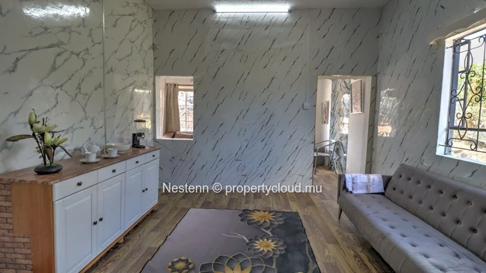 Spacious 4-Bedroom House for Sale in Phoenix – Great Family Opportunity!