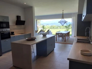 Appartement de 4 Chambres