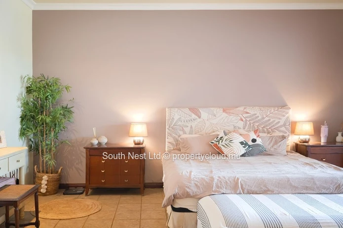 Villa de Luxe d'Exception à Tamarin | Domaine Golfique Privé & Art de Vivre Exclusif