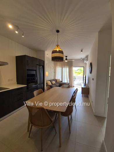 Beau Plan - Bel appartement de 2 chambres avec piscine commune