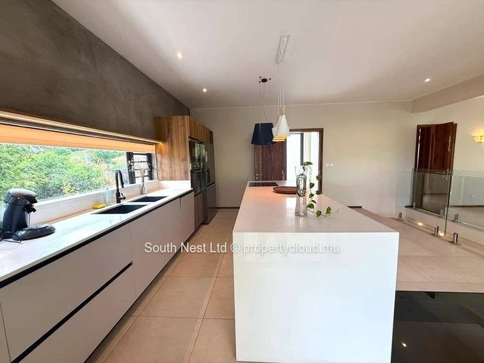 Villa contemporaine de luxe avec vue panoramique sur Le Morne – Rivière Noire