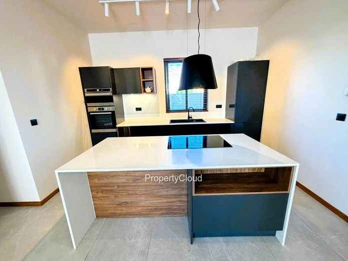 Elegant 4-Bedroom Villa For Rent– Trou Aux Biches, North