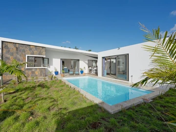 4 Bedroom Villa