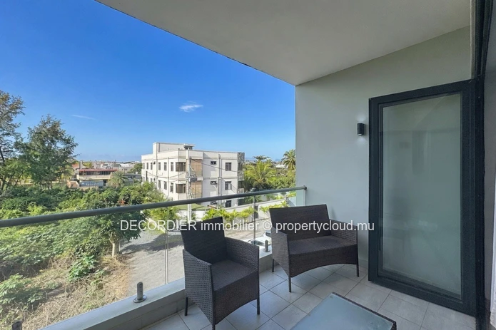 Spacious Apartment for Rent – Pereybère