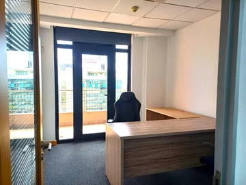 5 Bedroom Office