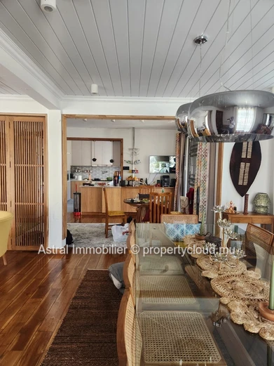 Rs – Maison à vendre à Beau Bassin