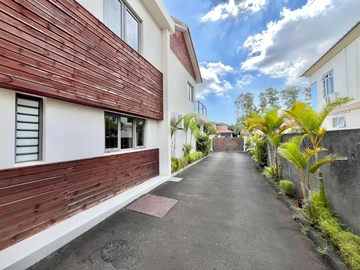 3 Bedroom Townhouse, Duplex