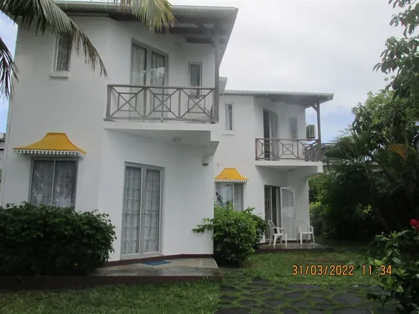House / Villa - 8 Bedrooms - 369 m²