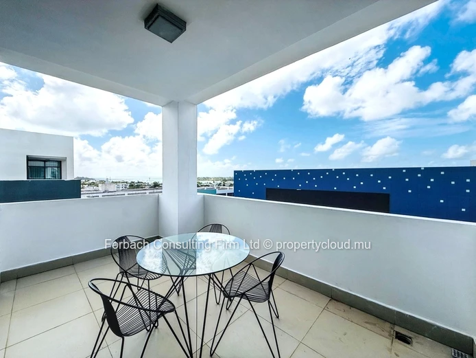 Grand Baie La Croisette- elegant apartment accessible to foreigners 