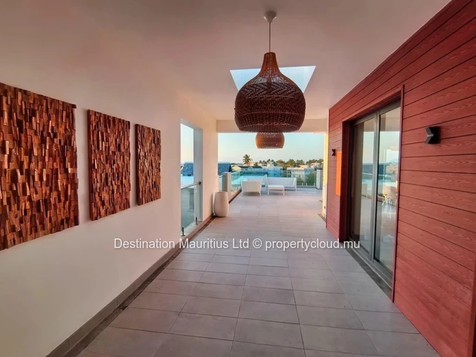 Penthouse 2 A 3 Chambres | Terrasse En Toit Vue Mer | Trou Aux Biches | Pds Accessible Aux Etrangers