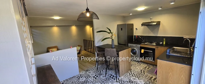 For Sale – Elegant architect-designed villa of 200 m² in Albion