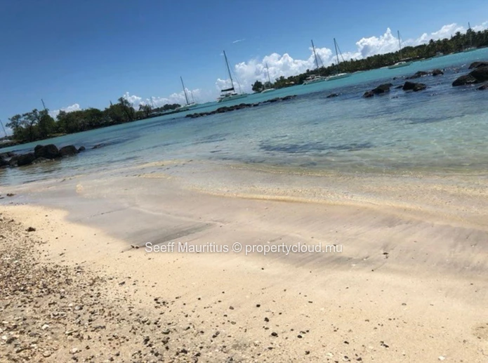 Grand Bay Waterfront Retreat