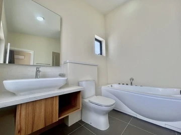 Townhouse, Duplex de 3 Chambres
