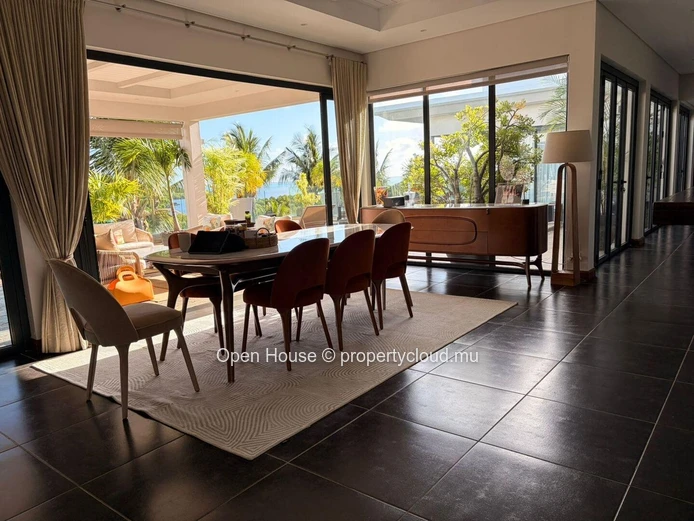 FOR SALE - Beautiful Penthouse - private pool with sea view - 4 bedrooms