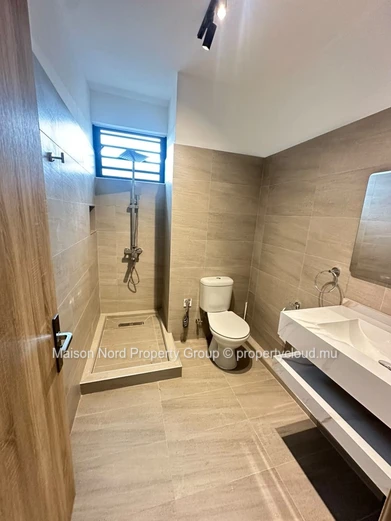 Furnished House with Pool in the Center of Quatre-Bornes