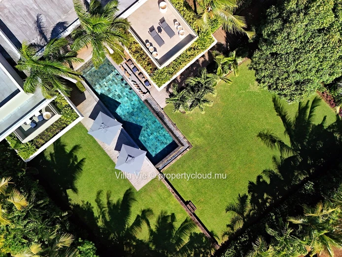 Beau Champ - Luxueuse villa de 4 chambres avec vue sur le golf