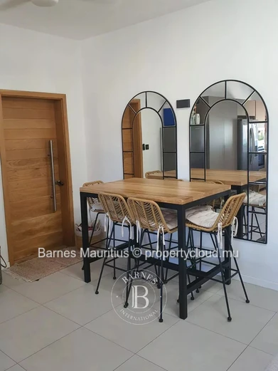 TAMARIN – Beautiful penthouse with sea view – 3 bedrooms