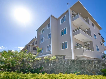 Appartement de 18 Chambres