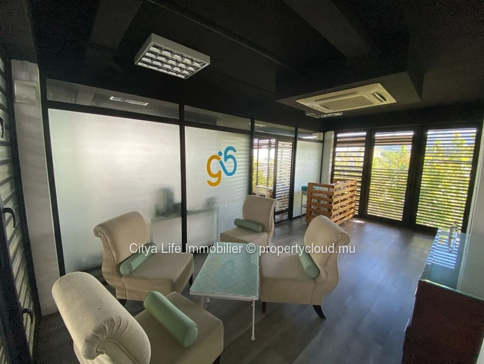 64m² Professional Office for Sale in Ebene