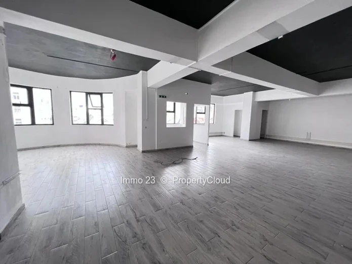 Office - 213m2 - Port Louis - Ref. BU78184LO